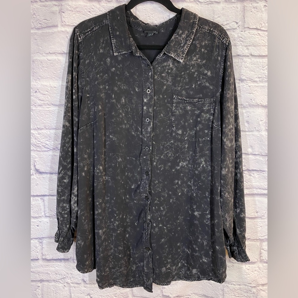 Torrid Black Button-Up Top